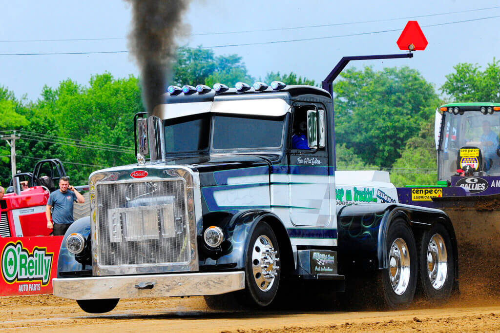 Pull Classes Tomah Tractor Pull
